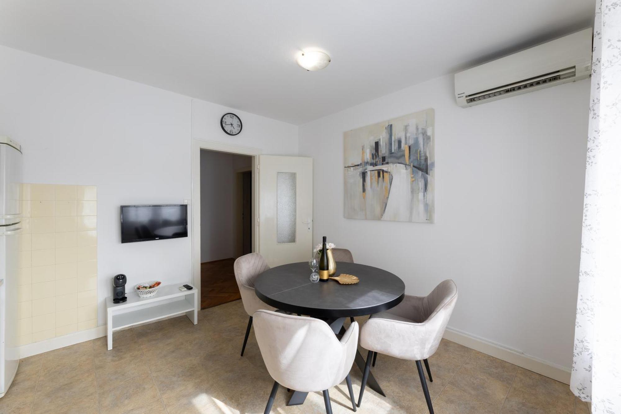 Apartment Central To Beach & Old Town Σπλιτ Εξωτερικό φωτογραφία